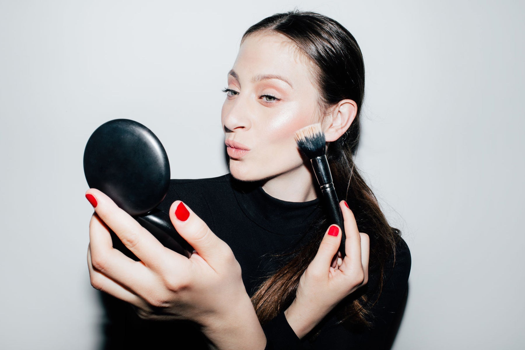 HOW CHEEKY — A GUIDE TO CHEEK MAKEUP & BRUSHES